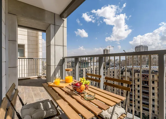 Savyon View-Sunny 1Bdr & Balcony Sea-U Jerusalem