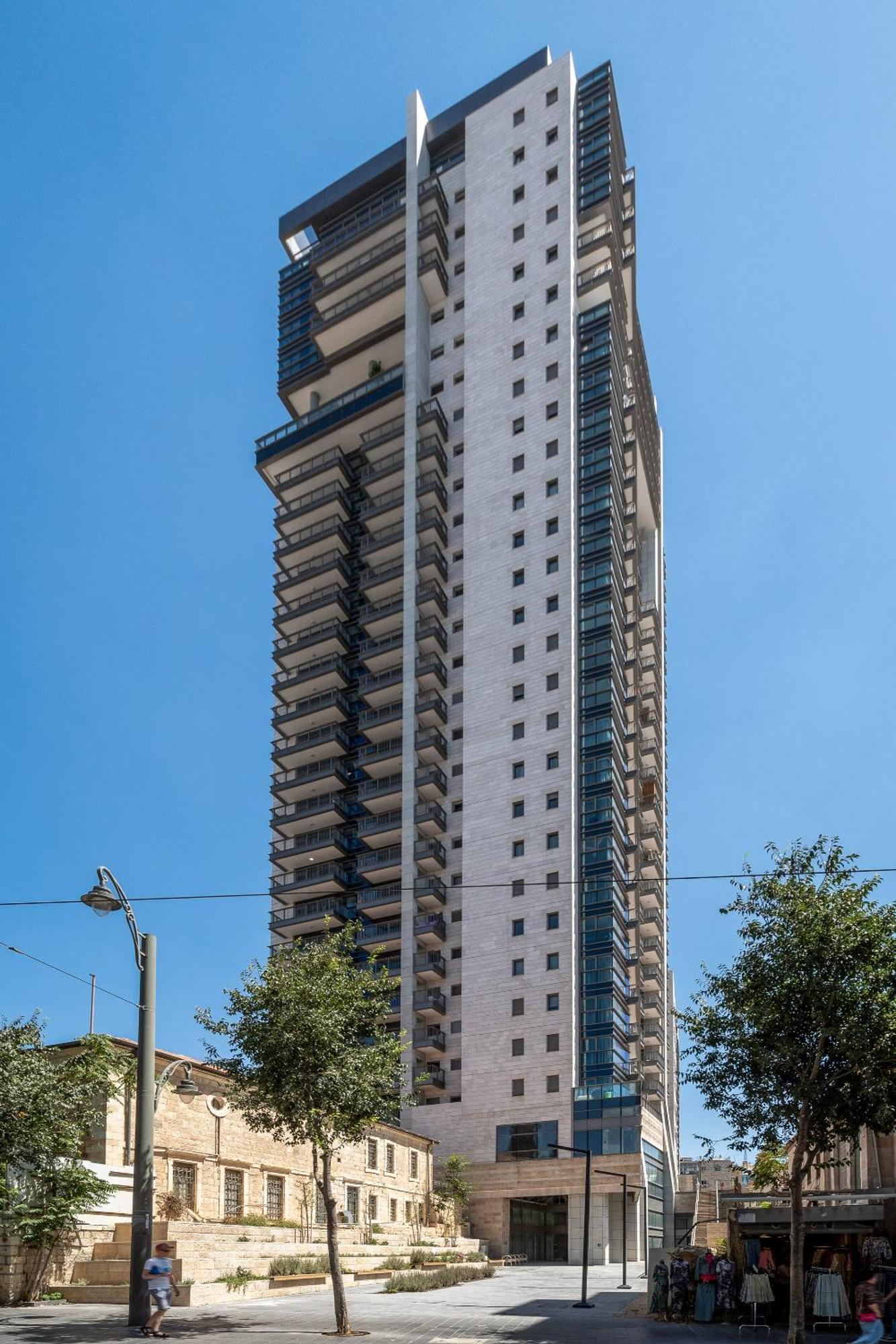 Savyon View-sunny 1bdr & Balcony Sea-u Апартаменты